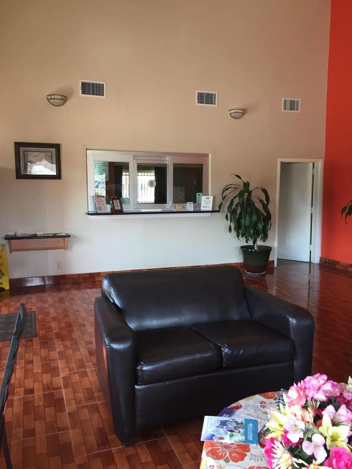 Scottish & Timber Creek, Houston, Tx Motel 2*